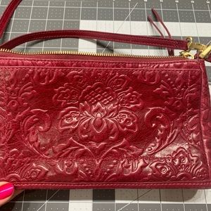 Hobo Cadence Embossed Cranberry clutch/crossbody 2 straps 7” & 26”